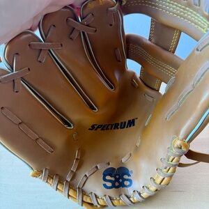 Spectrum Baseball Glove
